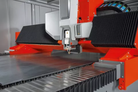 Laserschneiden mit Faserlaser - Präzision, Effizienz und Technologie der Zukunft